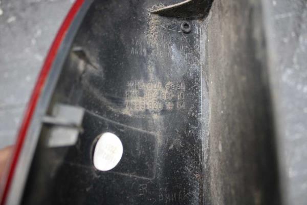 FEU ARRIERE/CATADIOPTRE DROIT MERCEDES VITO 2003-2014 / VIANO -7/2010 - Vue 2